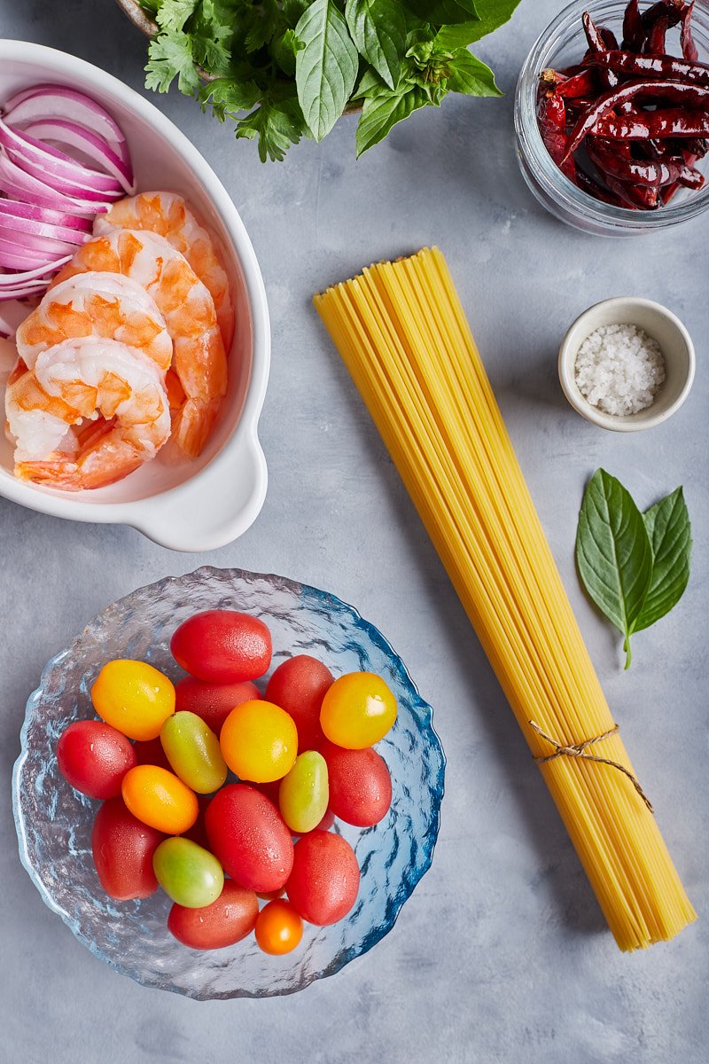 Ingredients for Chili Basil Spaghetti Recipe.