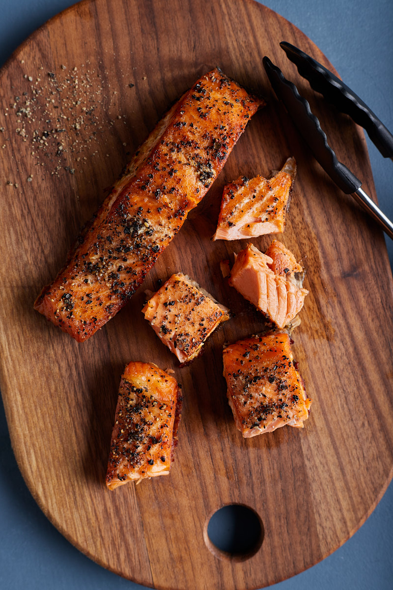 Cut salmon into small pieces.