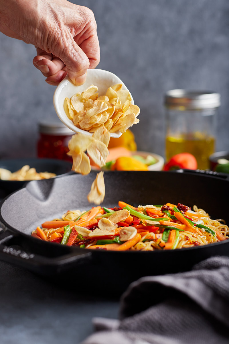 Sesame Garlic Noodles with Crispy Garlic